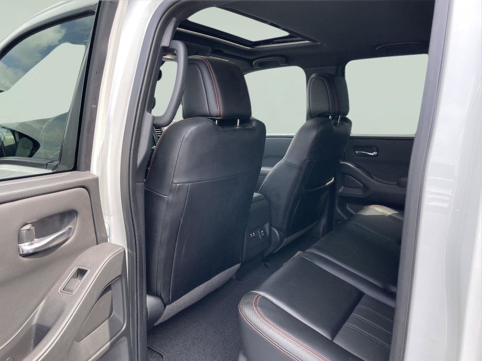 Used 2024 Nissan Frontier PRO-4X w/ Pro Premium Package AWD/4WD image 13