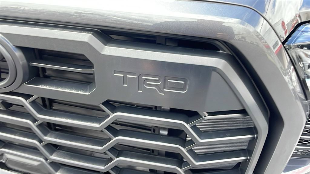 New 2026 Toyota Tundra Limited AWD/4WD image 10