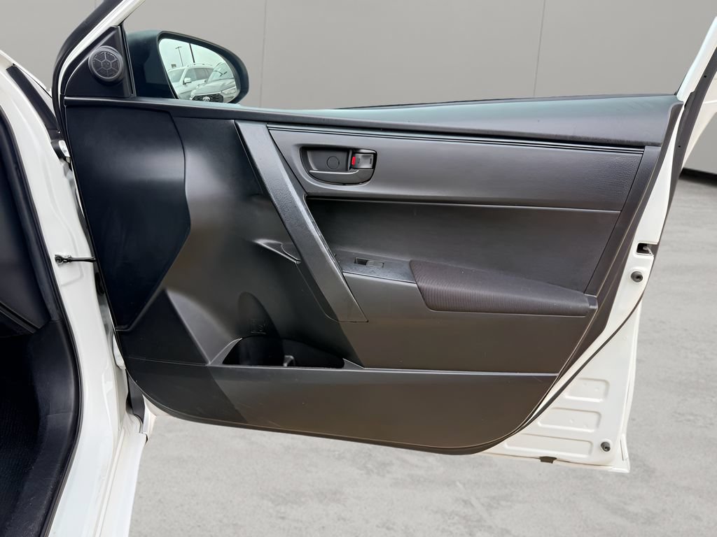 Used 2019 Toyota Corolla L FWD image 26