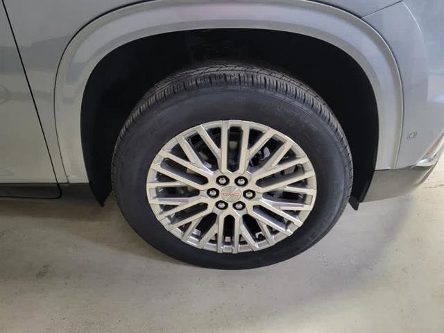 New 2026 GMC Acadia Denali w/ Super Cruise Package AWD/4WD image 9