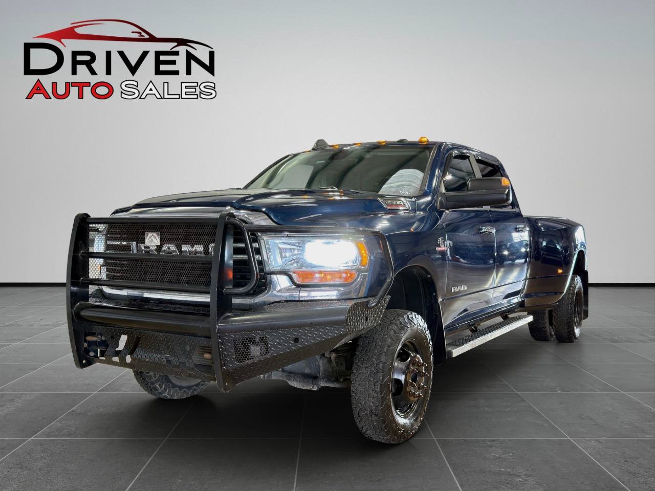 Used 2019 RAM 3500 Lone Star AWD/4WD image 1