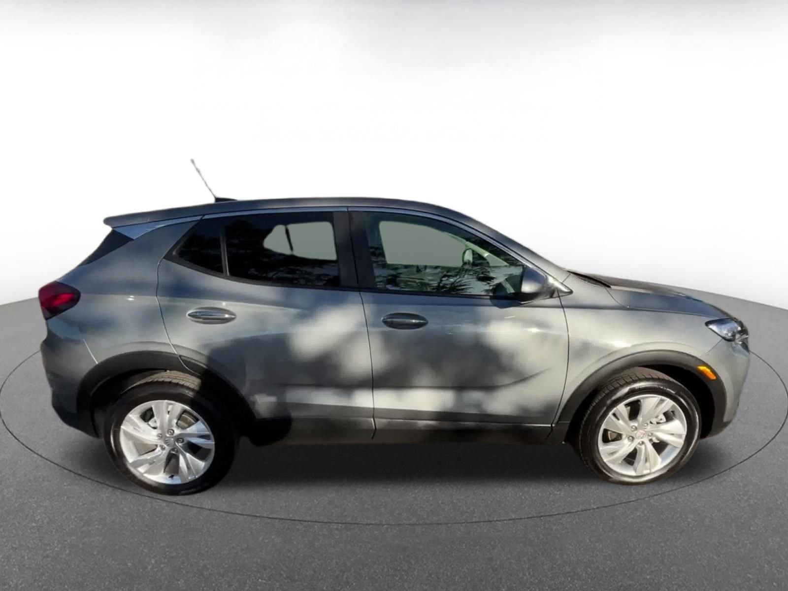 Used 2025 Buick Encore GX Preferred image 16