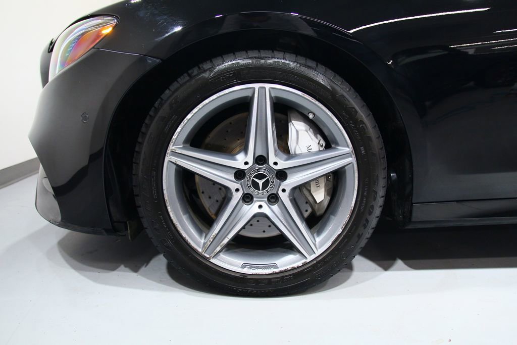 Used 2019 Mercedes-Benz E 300 4MATIC image 18