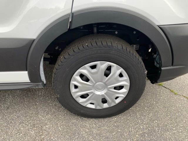 New 2024 Ford E-Transit Low Roof RWD image 31
