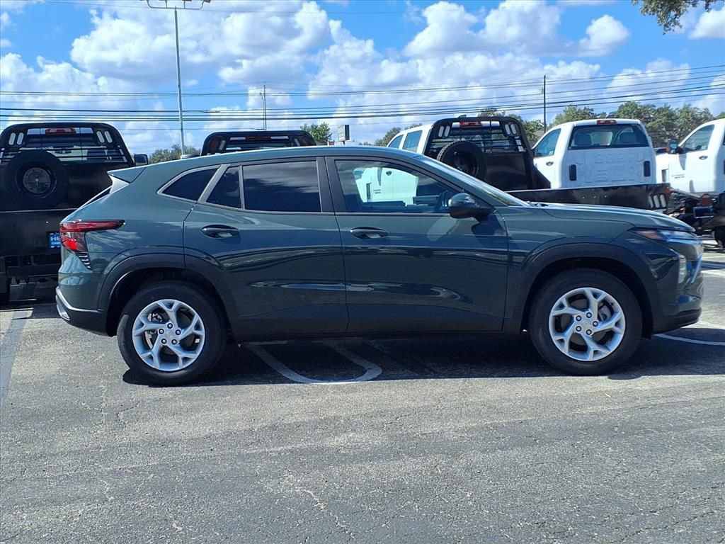 New 2026 Chevrolet Trax LS w/ LS Convenience Package image 3