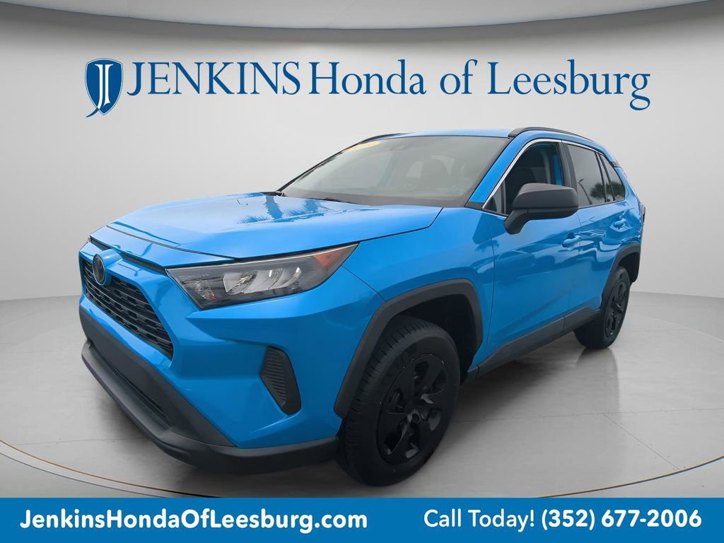 Used 2019 Toyota RAV4 LE image 7