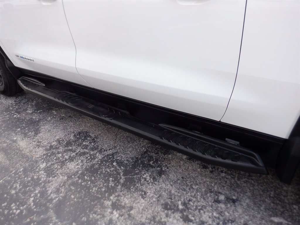 Used 2024 Chevrolet Silverado EV W/T AWD/4WD image 11