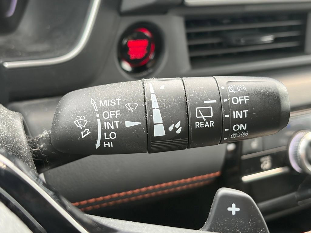 Used 2025 Honda Pilot Sport image 27
