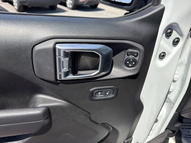 Used 2025 Jeep Wrangler Unlimited Rubicon 4xe w/ Safety Group AWD/4WD image 14