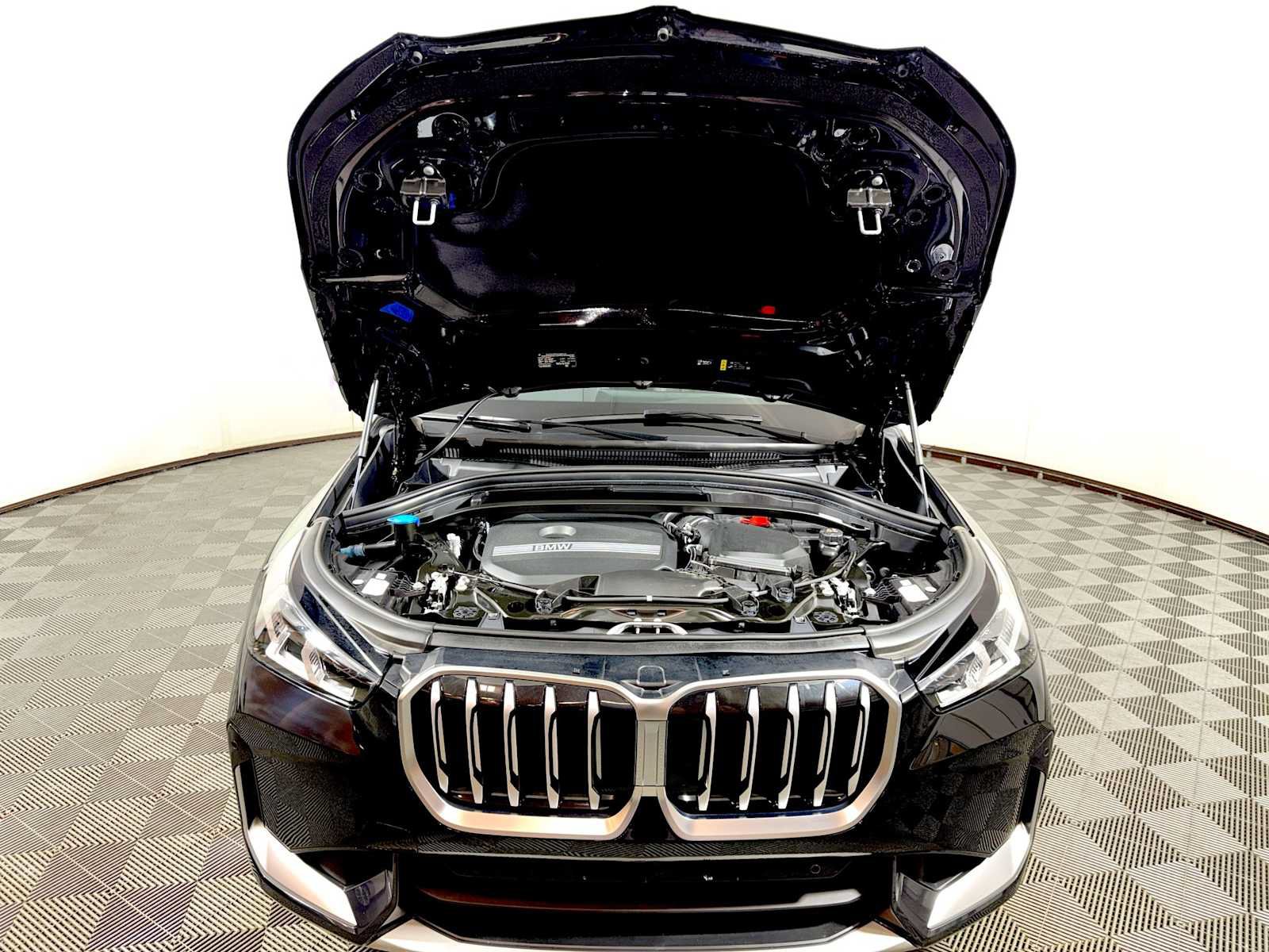 Used 2024 BMW X1 xDrive28i w/ Convenience Package AWD/4WD image 30