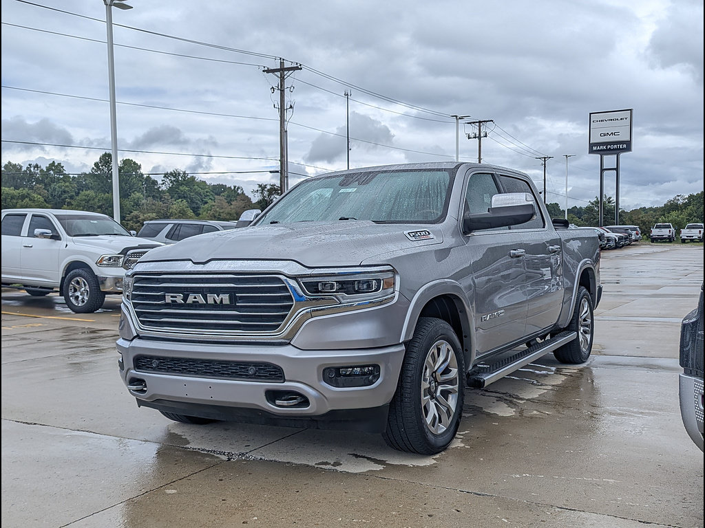 Used 2022 RAM 1500 Limited w/ Body Color Bumper Group AWD/4WD image 1