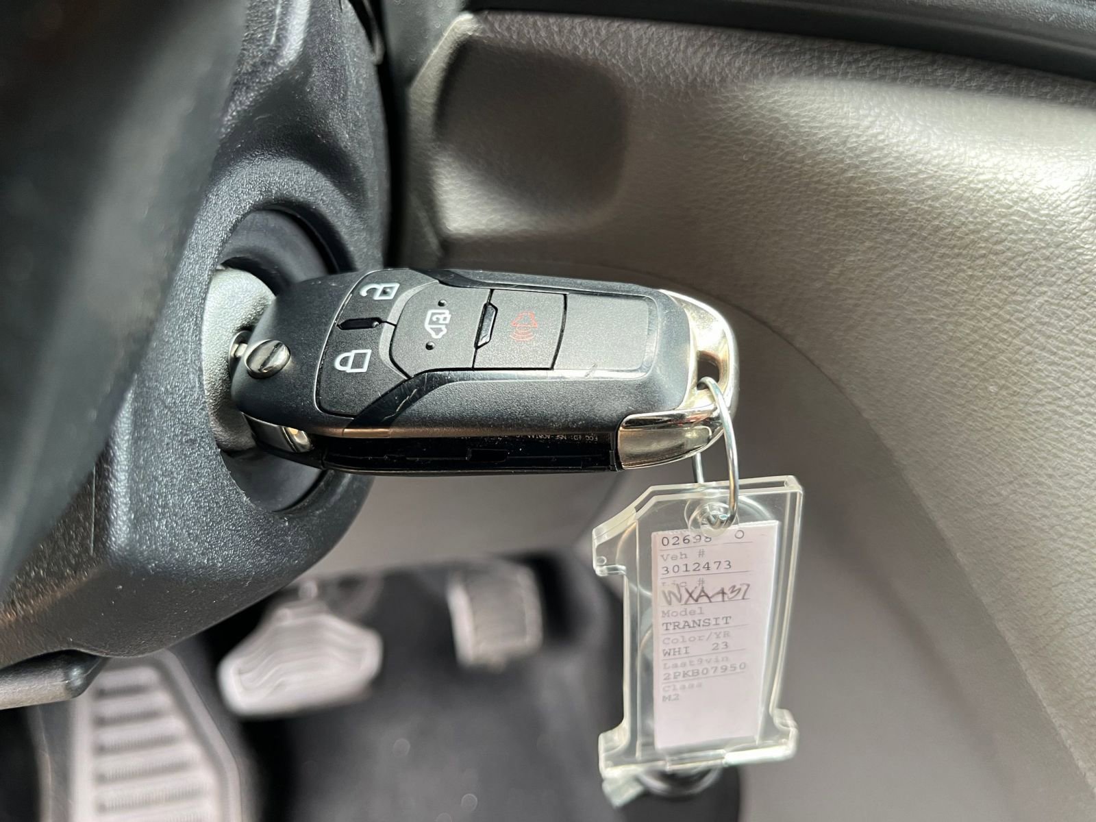 Used 2023 Ford Transit 350 XLT image 22