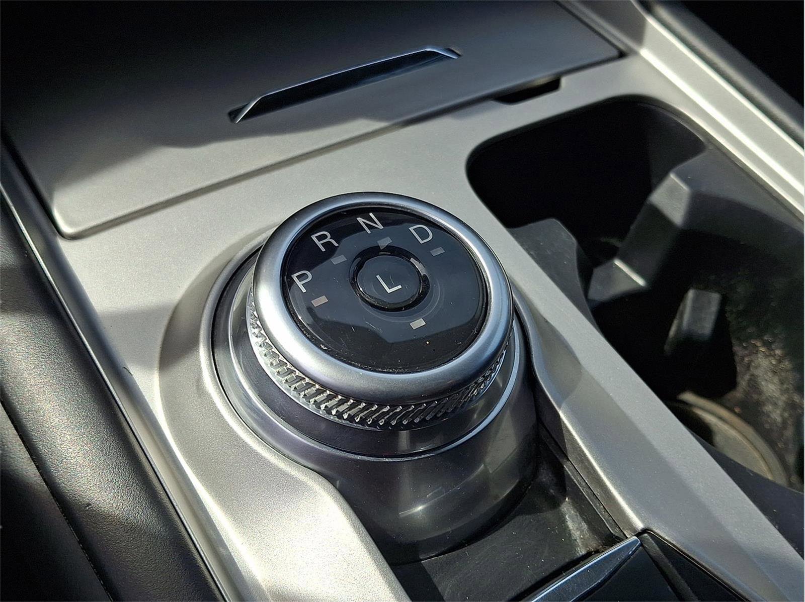 Used 2023 Ford Explorer XLT image 22