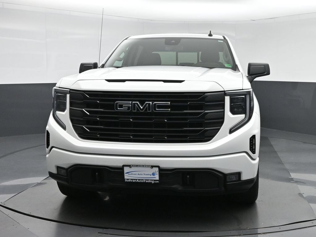 Used 2022 GMC Sierra 1500 Elevation w/ Preferred Package AWD/4WD image 2