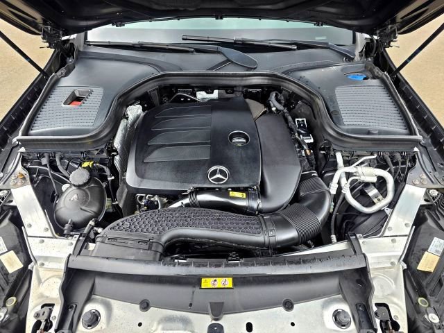 Used 2020 Mercedes-Benz GLC 300 4MATIC image 41