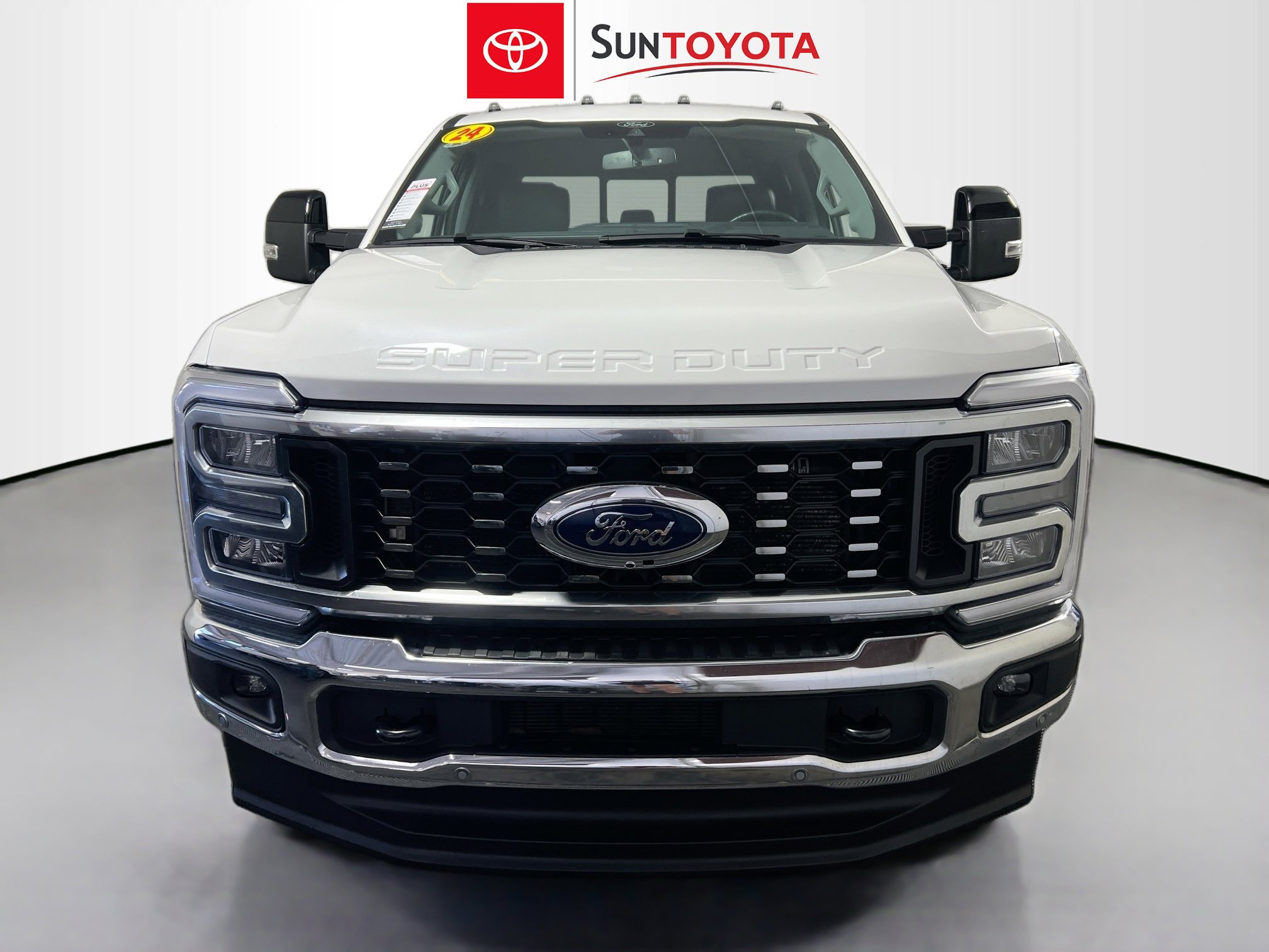 Used 2024 Ford F350 Lariat w/ Lariat Ultimate Package image 10