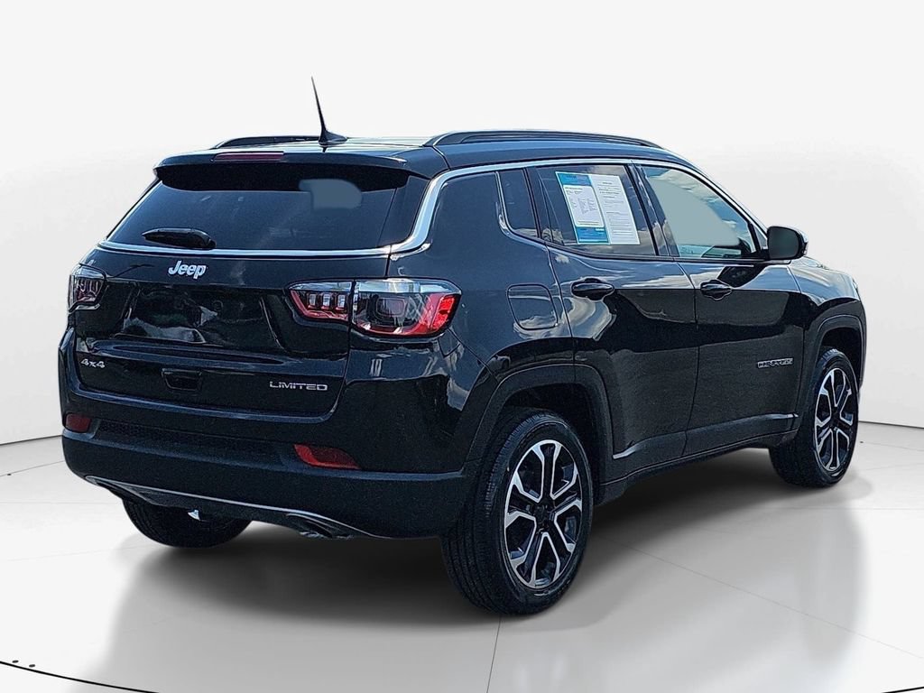 Used 2023 Jeep Compass Limited w/ Sun and Sound Group AWD/4WD image 6