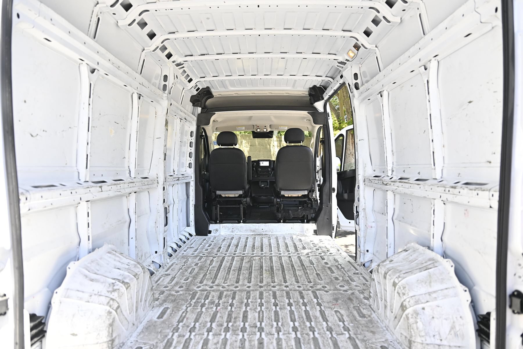 Used 2023 RAM ProMaster 2500 FWD image 15