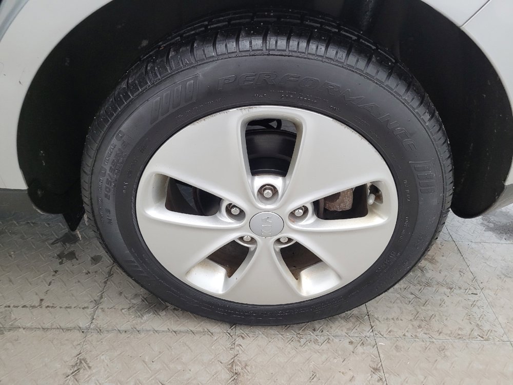 Used 2015 Kia Soul FWD image 31