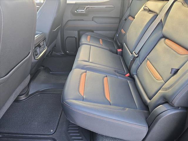 Used 2023 GMC Sierra 1500 AT4 w/ AT4 Premium Package AWD/4WD image 19