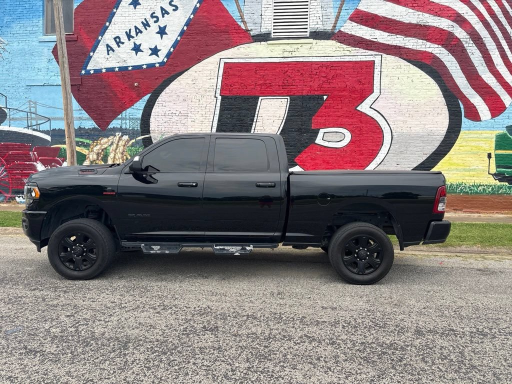 Used 2021 RAM 2500 Big Horn w/ Night Edition AWD/4WD image 3