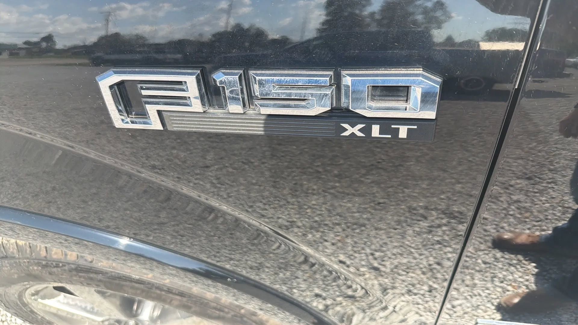 Used 2016 Ford F150 XLT w/ Equipment Group 302A Luxury image 12