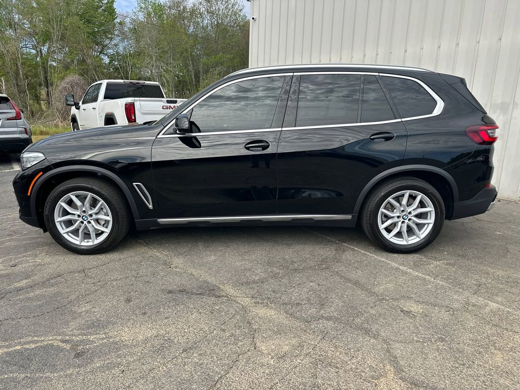 Used 2023 BMW X5 xDrive40i w/ Premium Package image 9