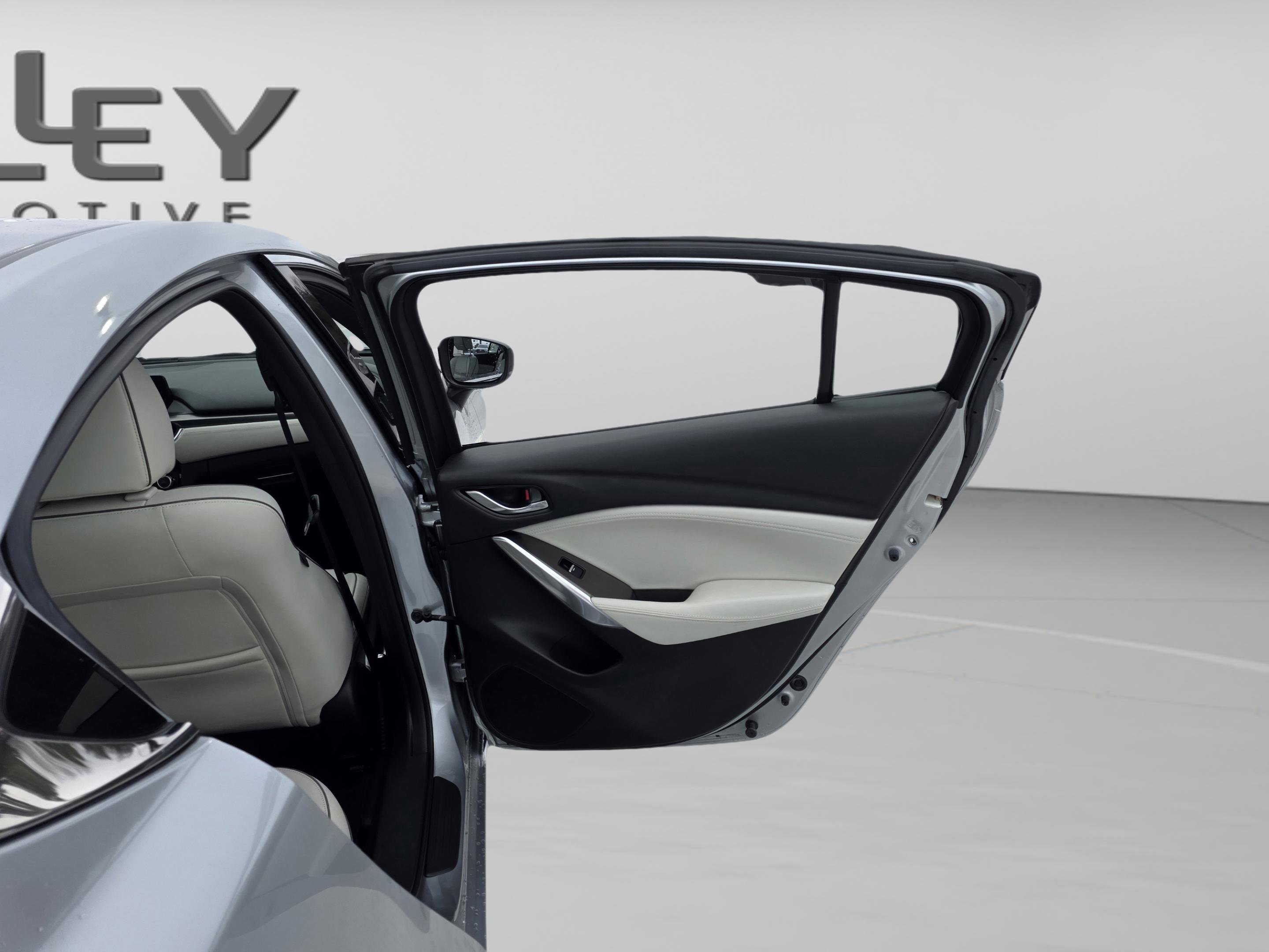 Used 2017 MAZDA MAZDA6 Grand Touring image 23