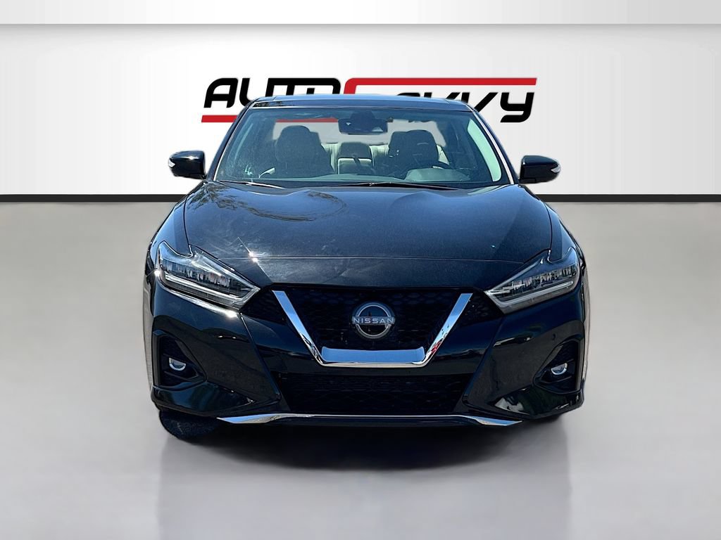 Used 2023 Nissan Maxima Platinum w/ Sport Mat Group FWD image 2