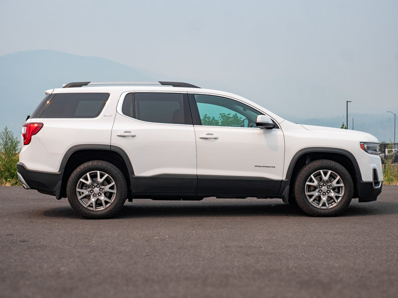 Used 2021 GMC Acadia SLT AWD/4WD image 4