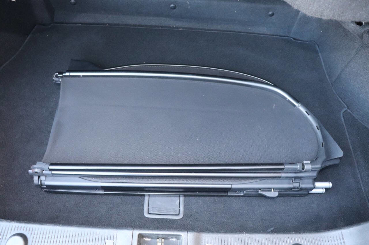 Used 2005 Mercedes-Benz CLK 320 Cabriolet image 59