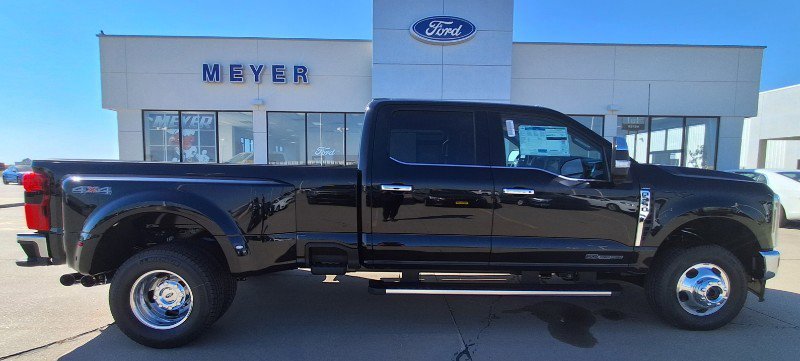 New 2026 Ford F350 Lariat image 1