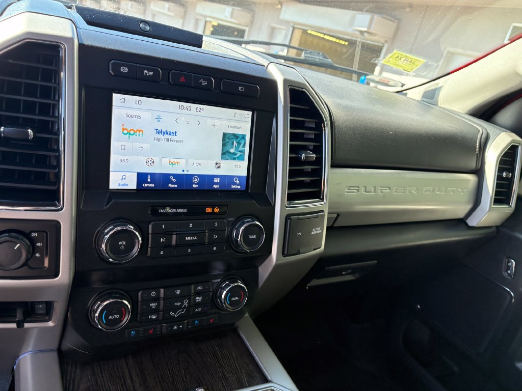 Used 2021 Ford F250 Lariat w/ Lariat Ultimate Package AWD/4WD image 21