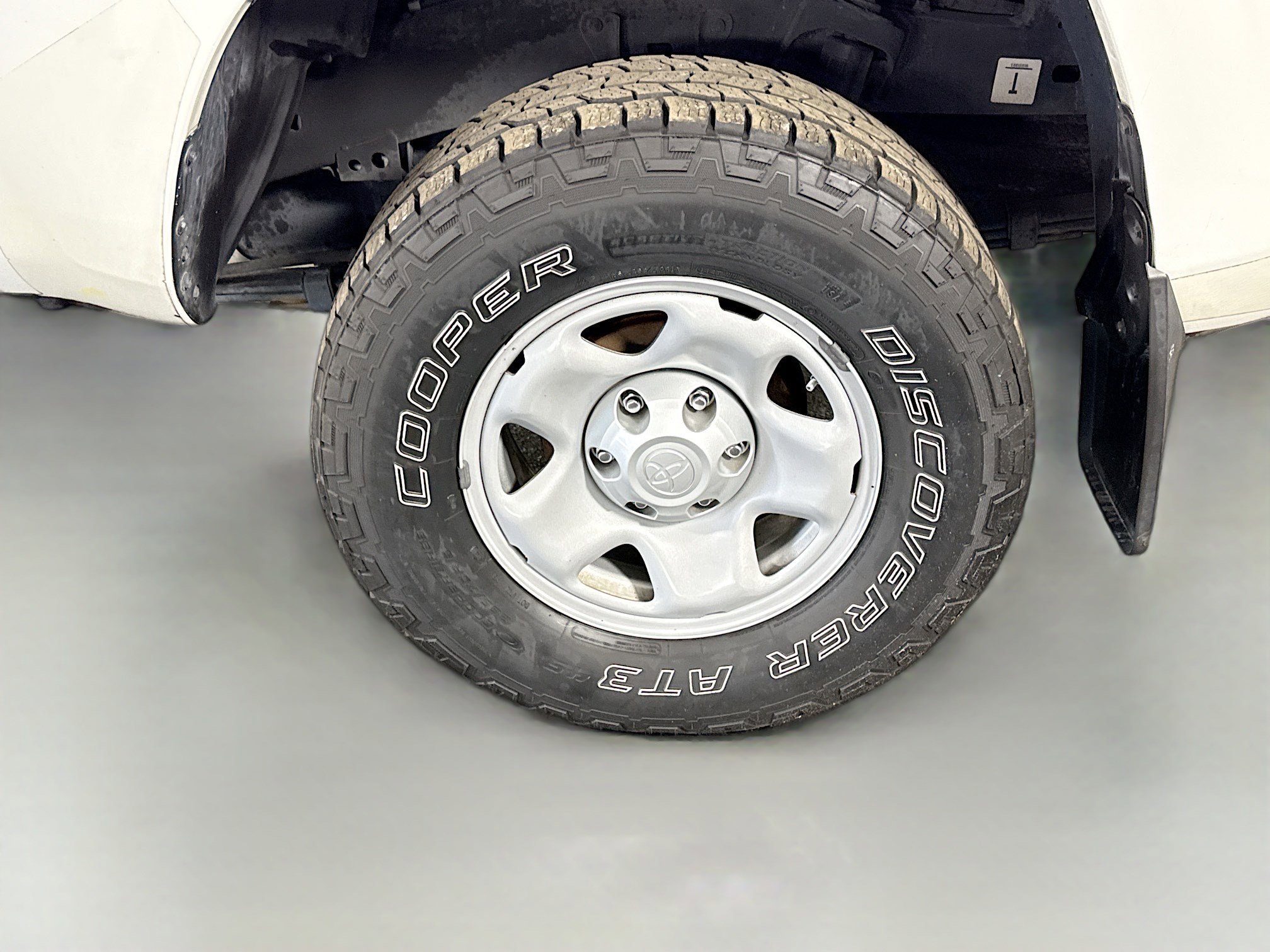 Used 2021 Toyota Tacoma SR w/ SR Convenience Package image 36