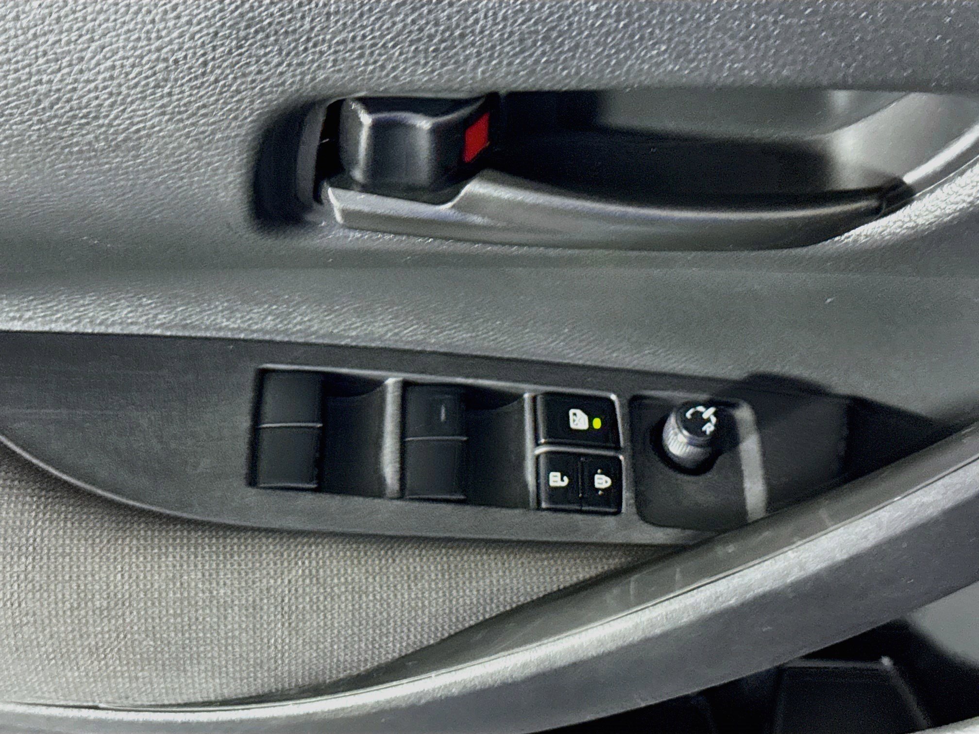 Used 2023 Toyota Corolla LE FWD image 23