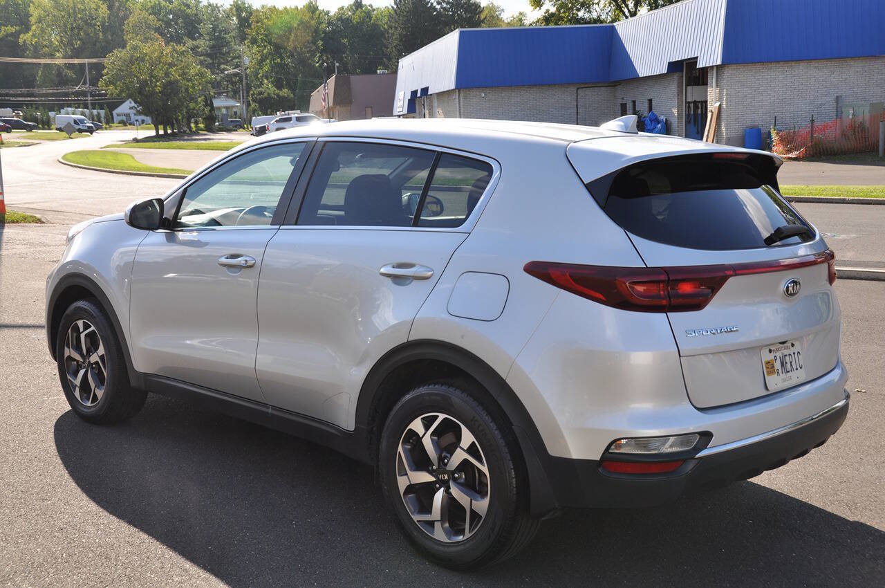 Used 2021 Kia Sportage LX FWD image 9