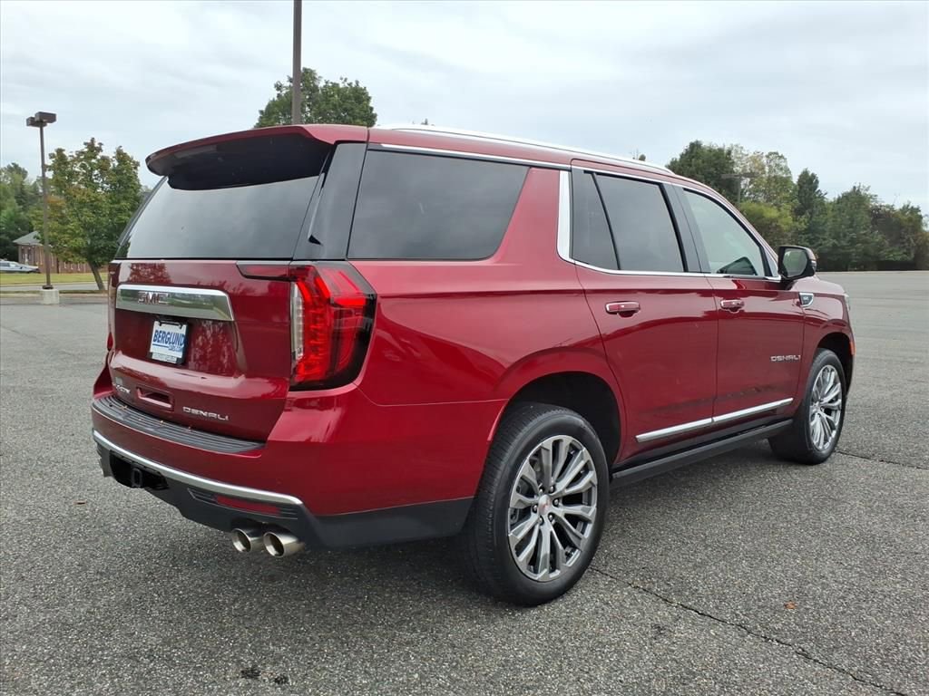 Used 2021 GMC Yukon Denali w/ Denali Premium Package image 6