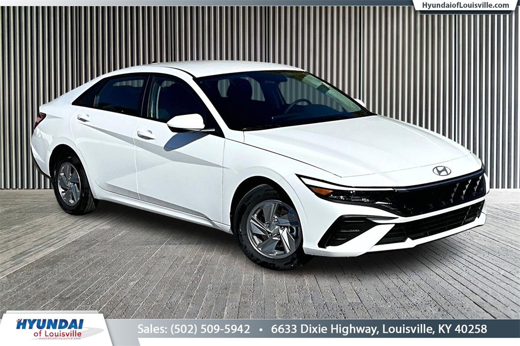 New 2026 Hyundai Elantra SE