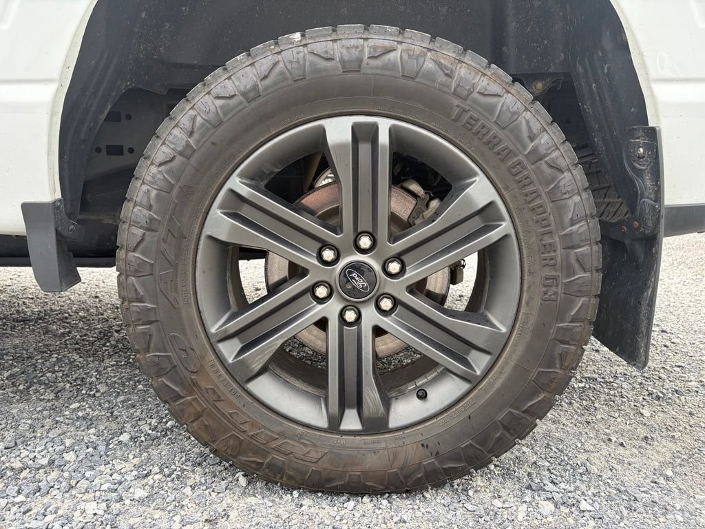 Used 2021 Ford F150 Lariat w/ Equipment Group 502A High AWD/4WD image 7