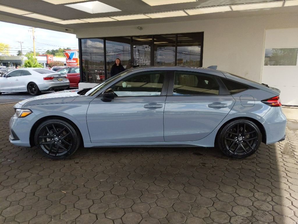 Used 2022 Honda Civic Sport image 11
