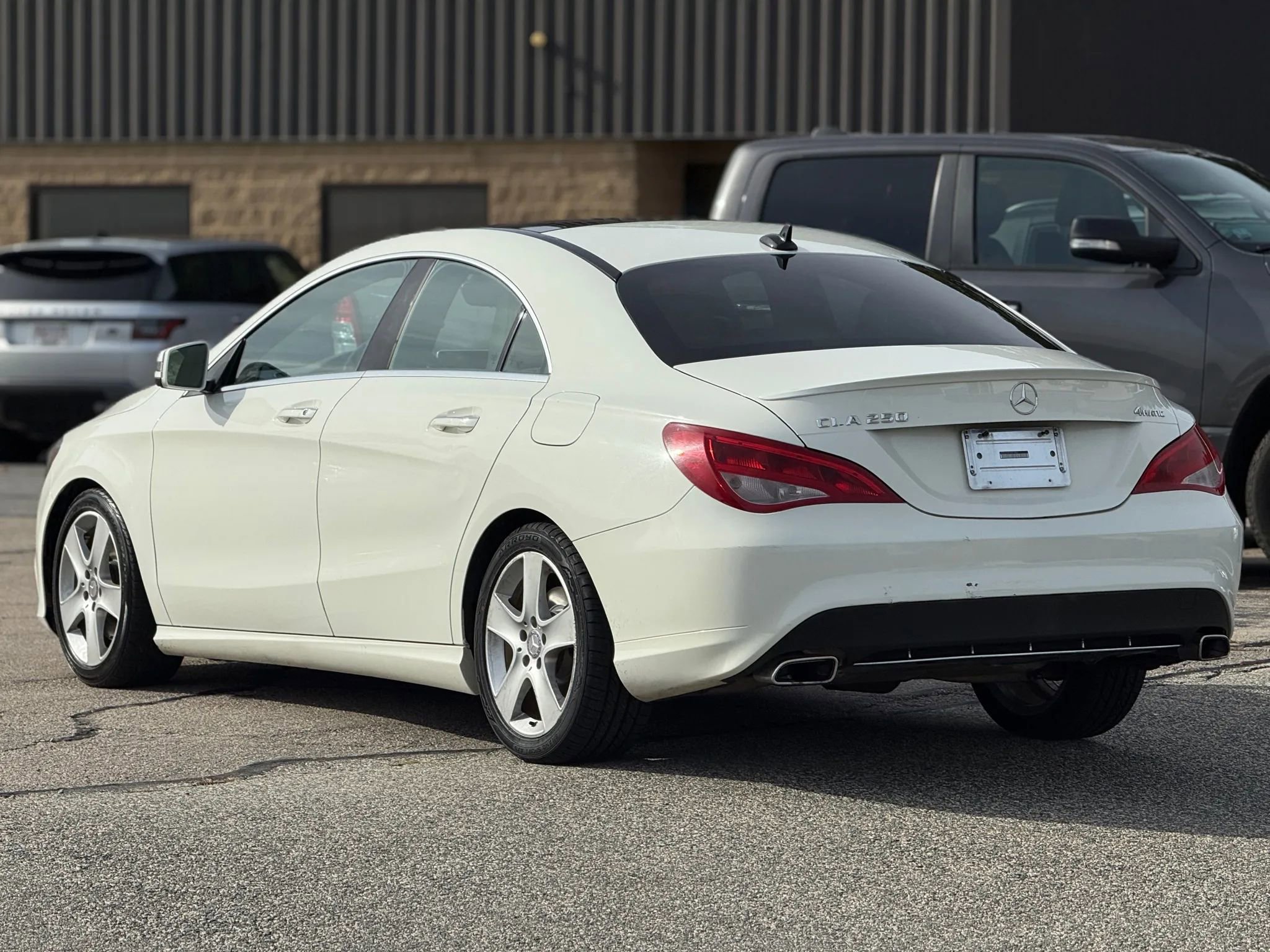Used 2015 Mercedes-Benz CLA 250 4MATIC image 7