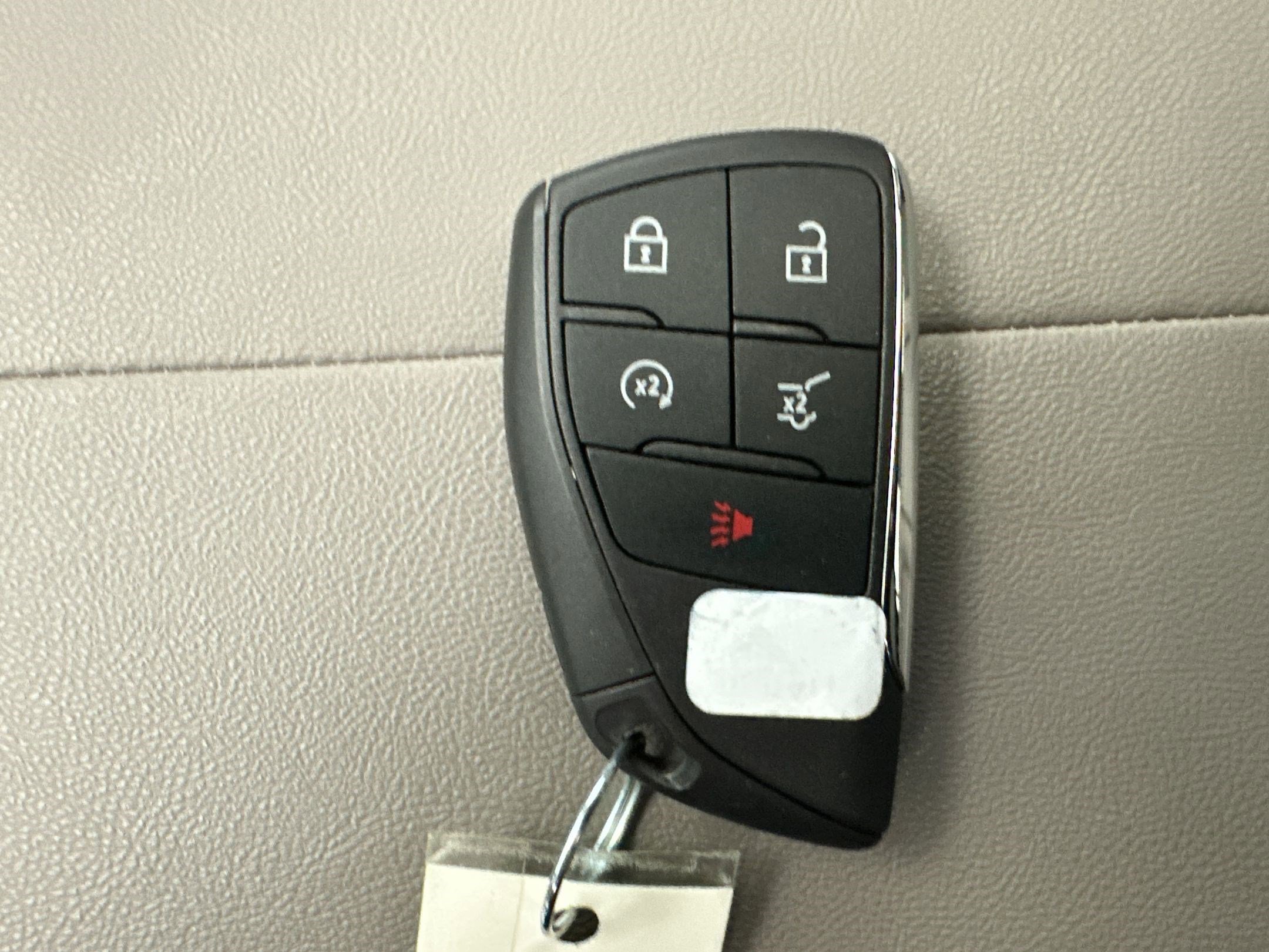 Certified 2025 GMC Terrain Elevation w/ Elevation Premium Package AWD/4WD image 32