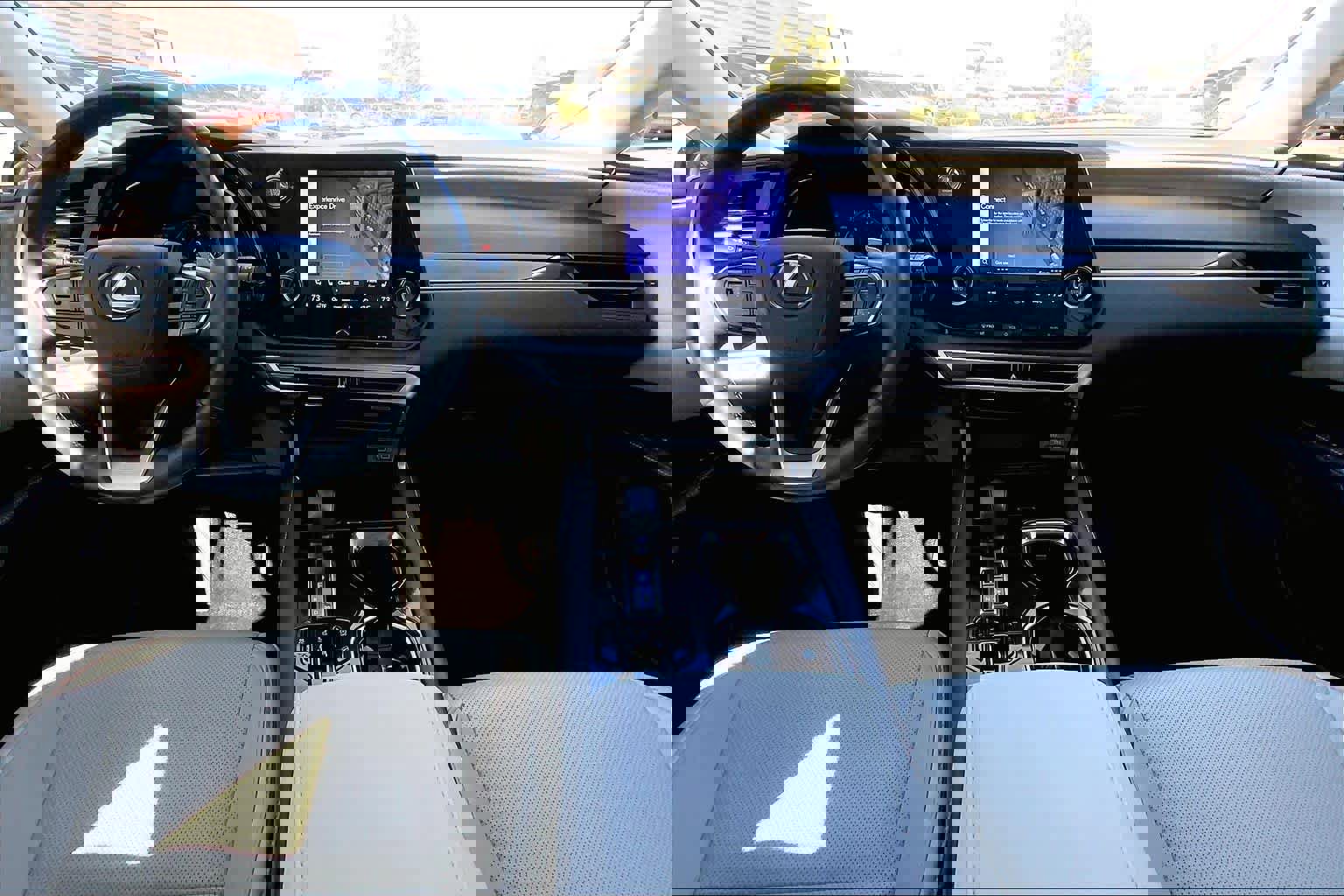 Used 2024 Lexus RX 350 AWD w/ Technology Package image 14