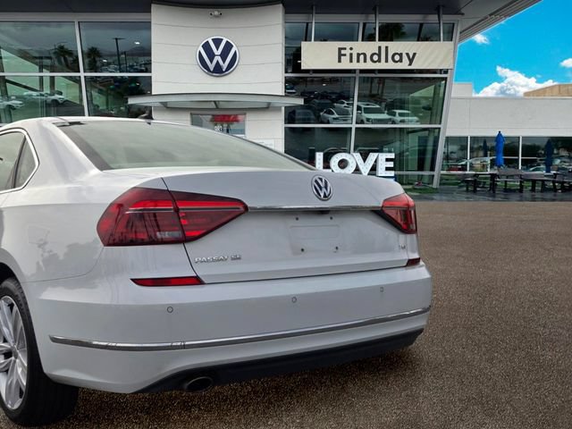 Used 2018 Volkswagen Passat 2.0T SE FWD image 5