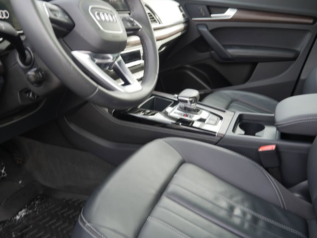 Certified 2023 Audi Q5 2.0T Premium Plus w/ Premium Plus Package image 19
