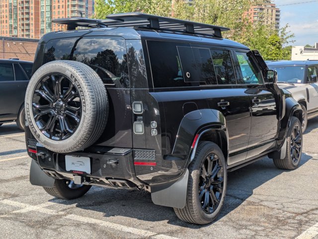 New 2026 Land Rover Defender 110 OCTA image 2