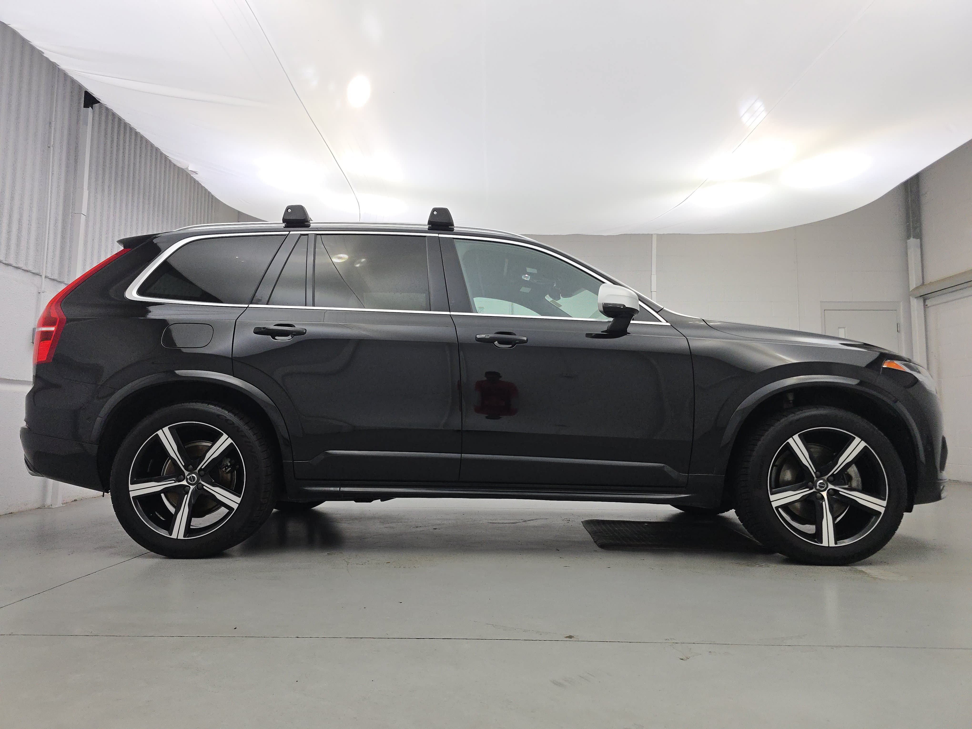 Used 2019 Volvo XC90 T6 R-Design w/ Advanced Package AWD/4WD image 8