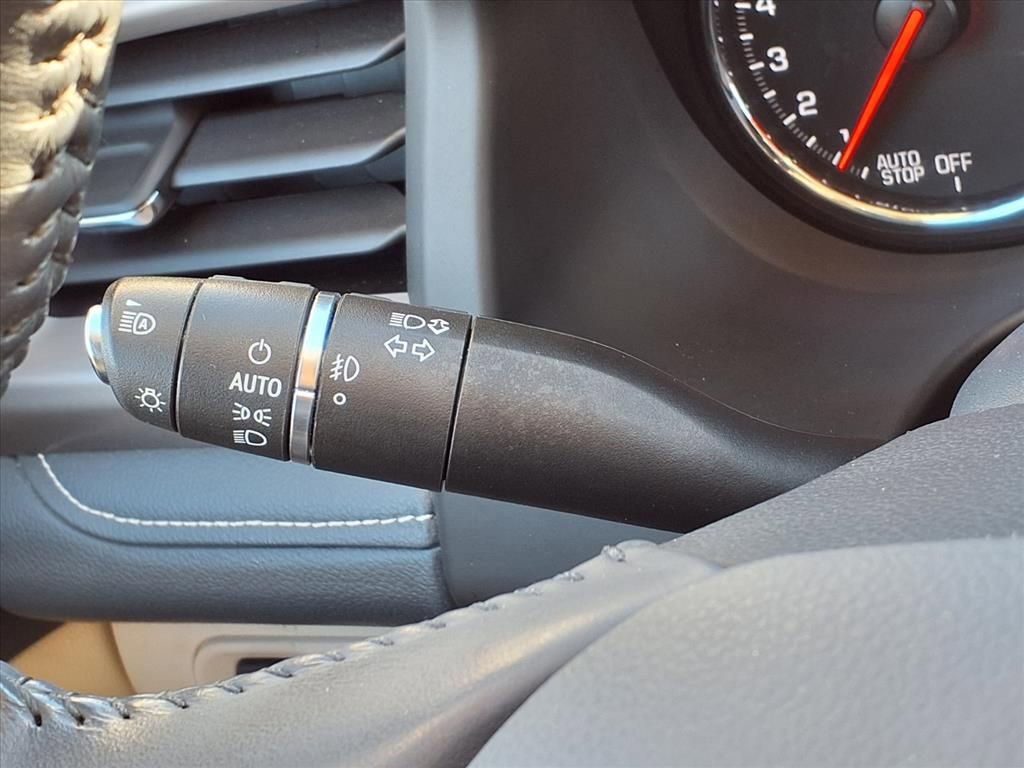 Used 2021 GMC Acadia Denali w/ Denali Technology Package image 21