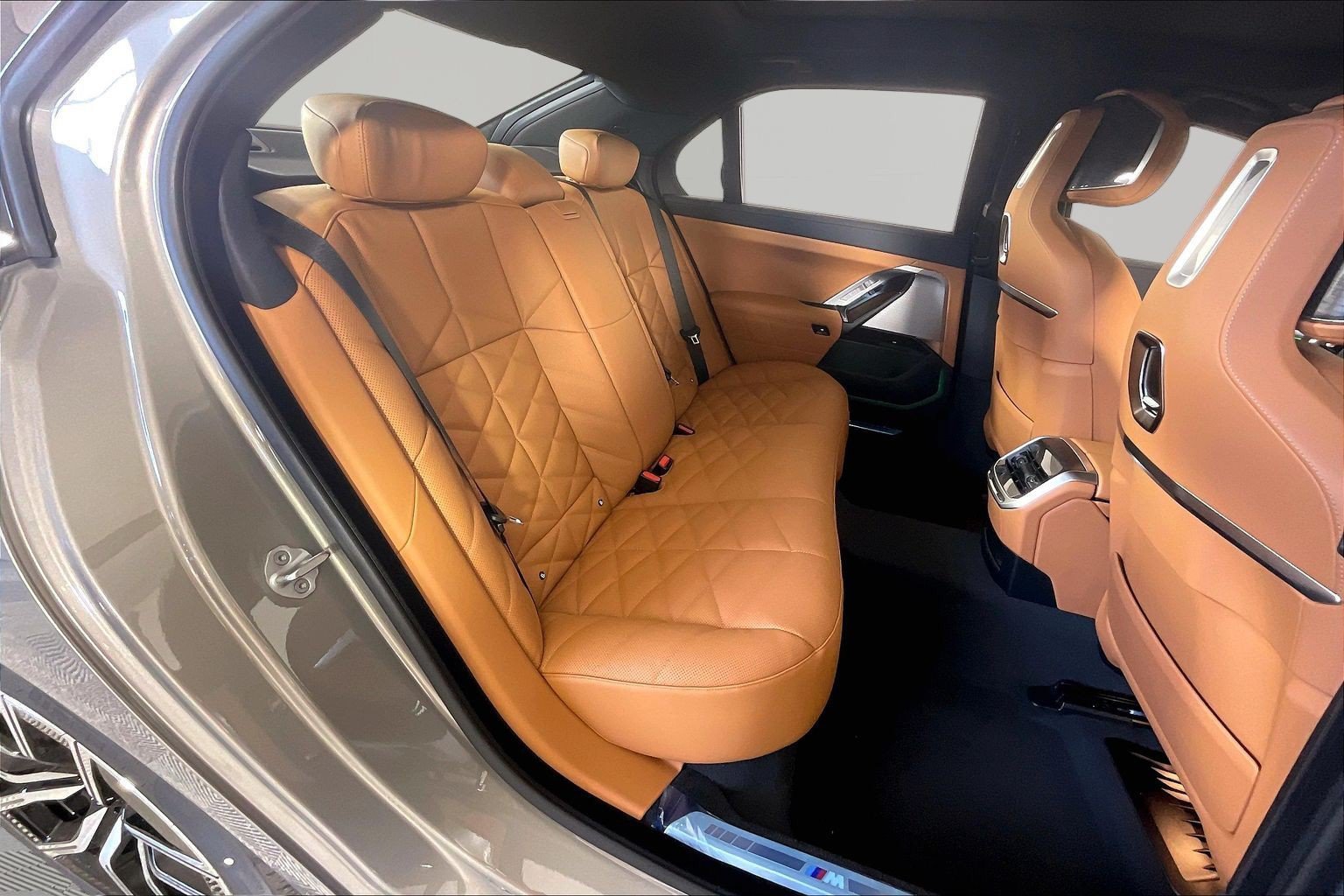 Certified 2026 BMW 740i xDrive AWD/4WD image 12