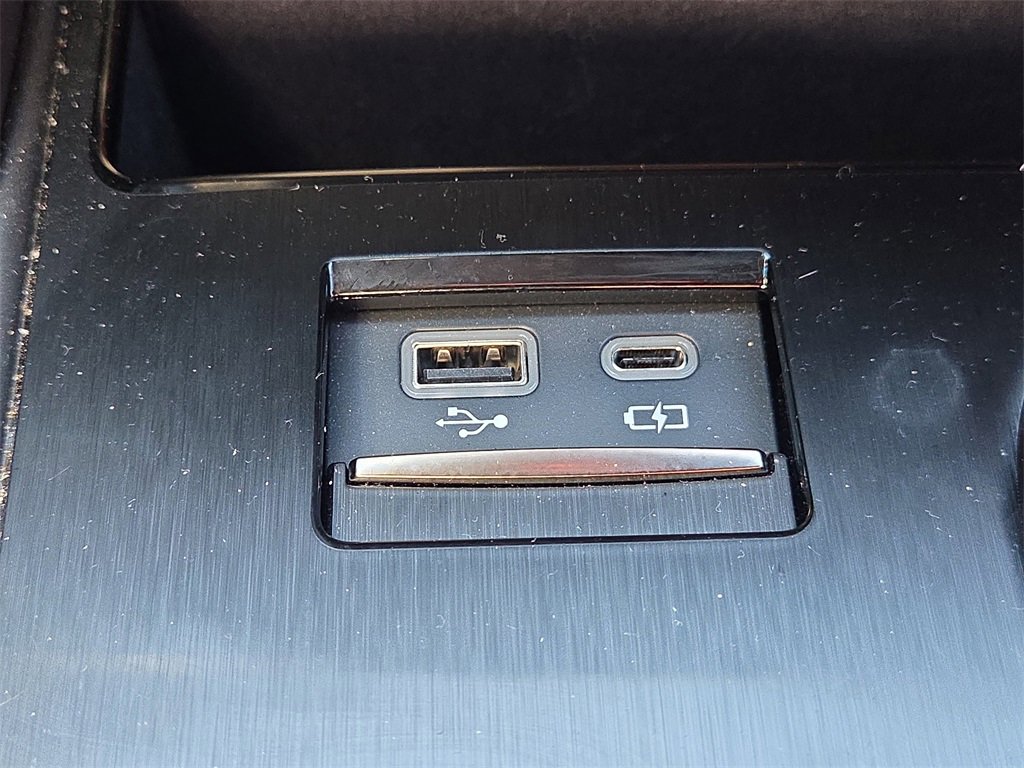 Used 2023 Lexus ES 300h F Sport image 24